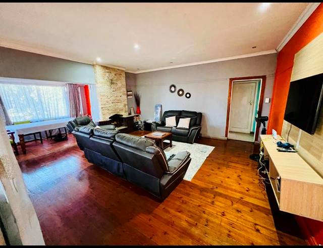 3 BEDROOM HOUSE FOR SALE IN UMBILO